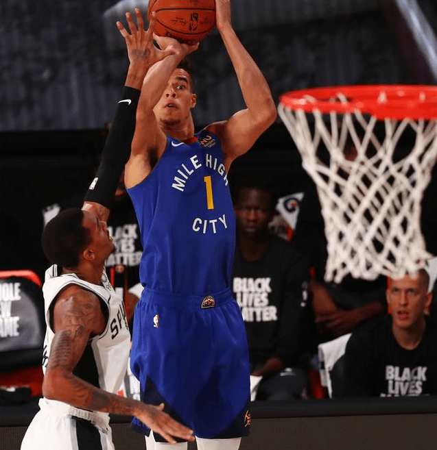 NBA为什么不许联防？这规则背后的篮球哲学，比你想的有意思