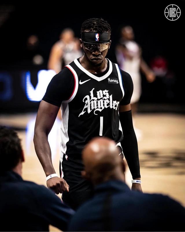 雷吉·杰克逊，那个在NBA赛场上永远带着点野劲儿的后卫