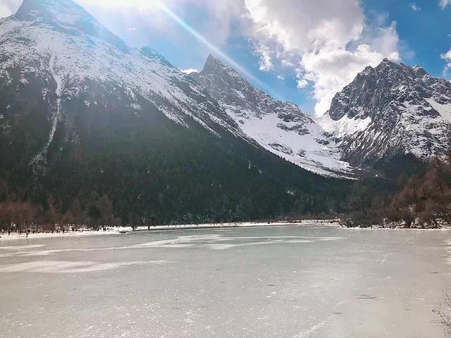 重庆到阿坝旅游攻略,从火锅之城到高原秘境的正确打开方式 重庆到阿坝旅游攻略,从火锅之城到高原秘境的正确打开方式