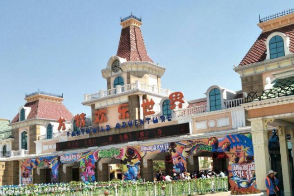 郑州欢乐世界旅游攻略，带娃玩转这座中原迪士尼的实用指南