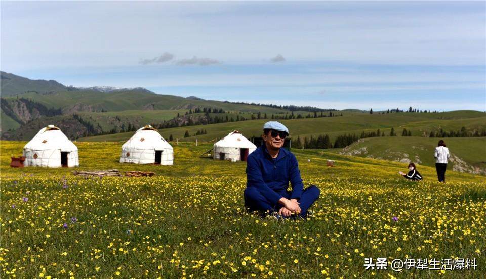 伊犁喀拉峻旅游攻略，在草原上躺着看云，这事儿我替你试过了