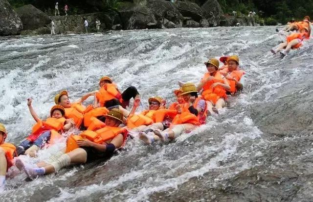 厦门往白水洋旅游攻略，从海边到山里的清凉跳跃