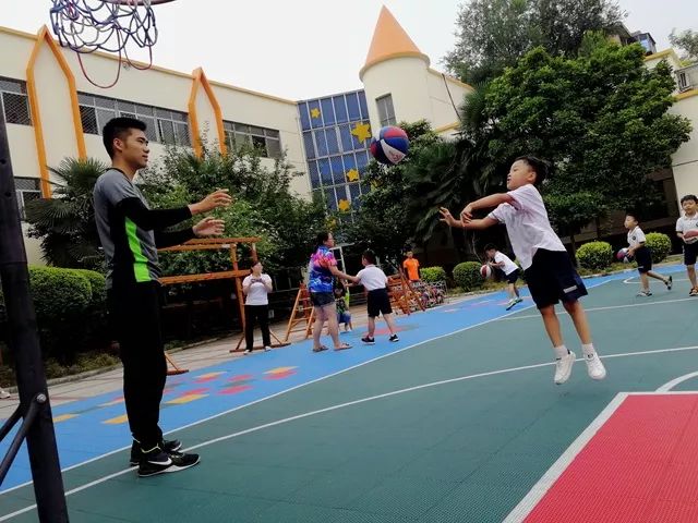 大学体育老师招聘，不止是会打球那么简单