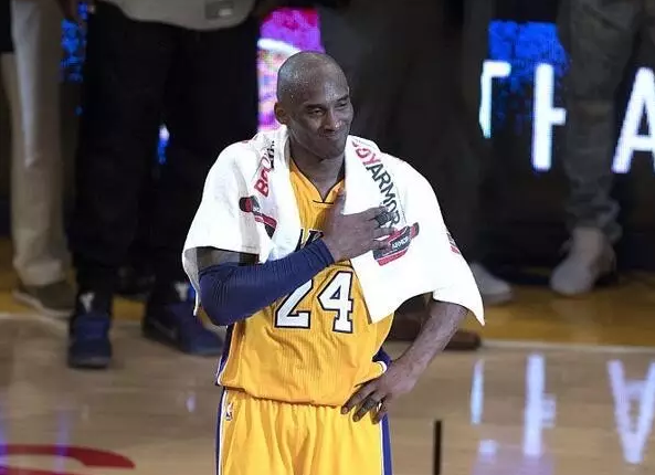 翻过那座山，当科比·布莱恩特说出Mamba Out，我们听见了什么？