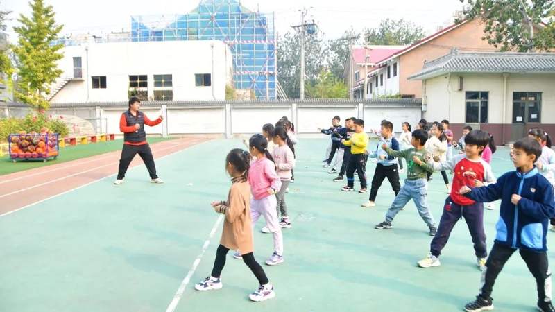 体育课终于不用跑圈了？聊聊新课标里的那些实在变化
